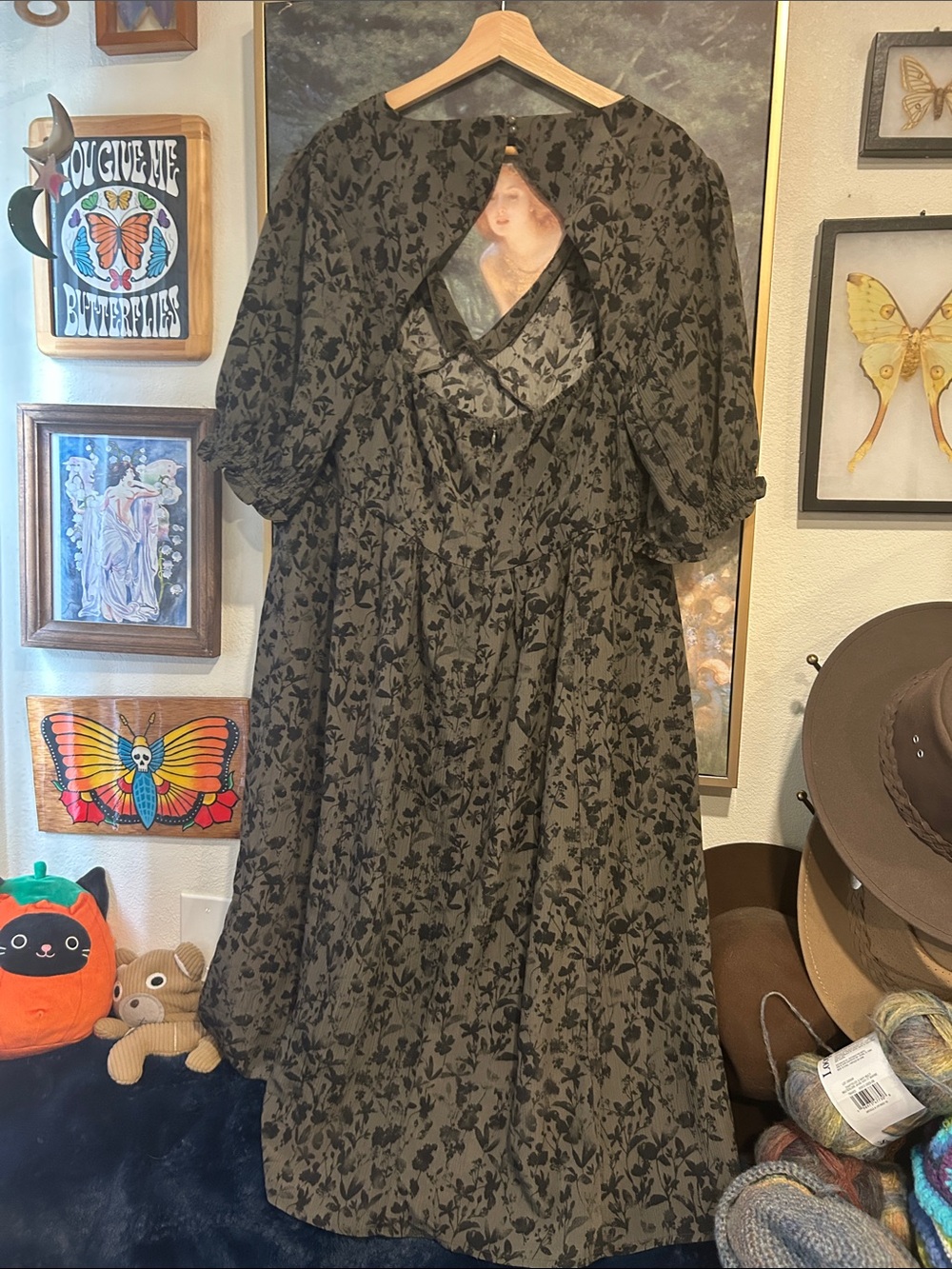 Disturbia Grey Black Floral Midi Dress - Picture 4 of 6